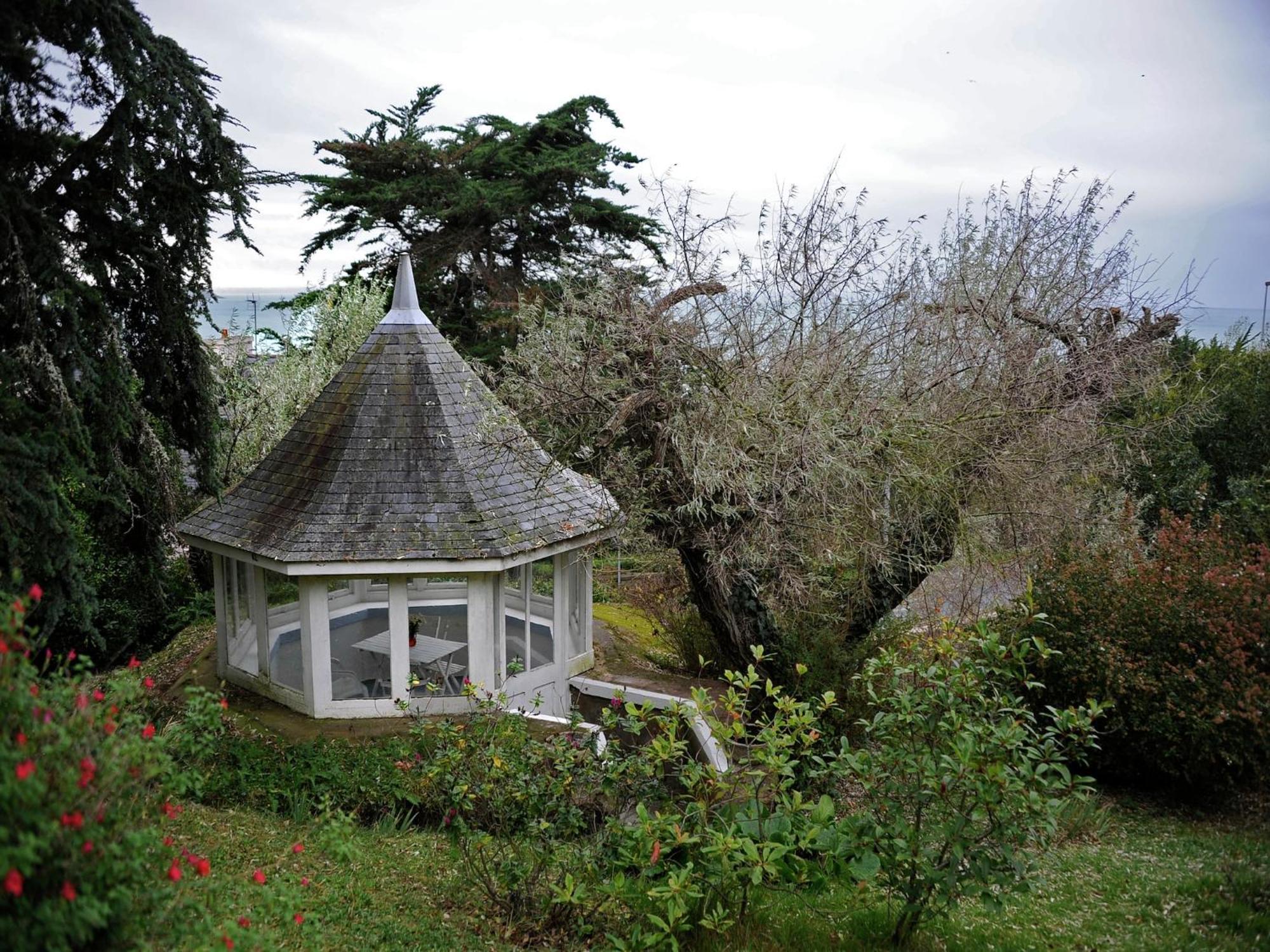 Beautiful Holiday Home With Sea View In Erquy Kültér fotó