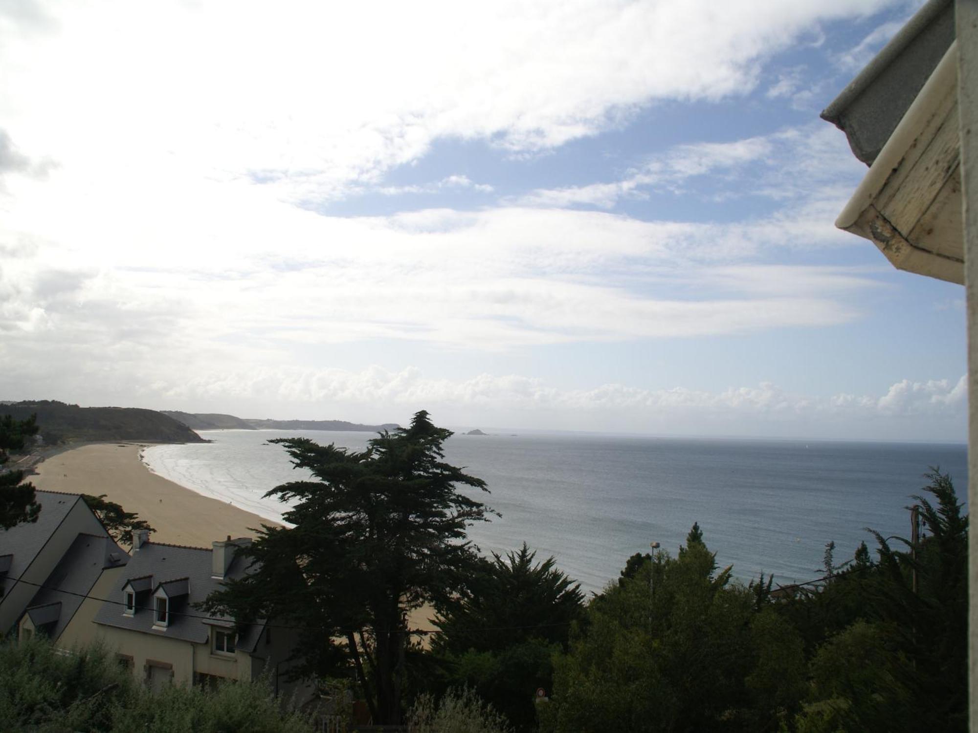 Beautiful Holiday Home With Sea View In Erquy Kültér fotó